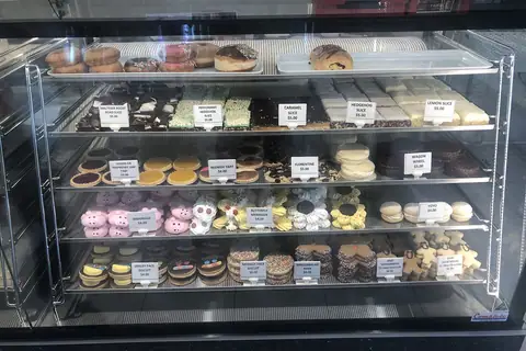 Allie Bakery photo 1